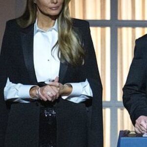 Melania candlelight dinner cape jacket small